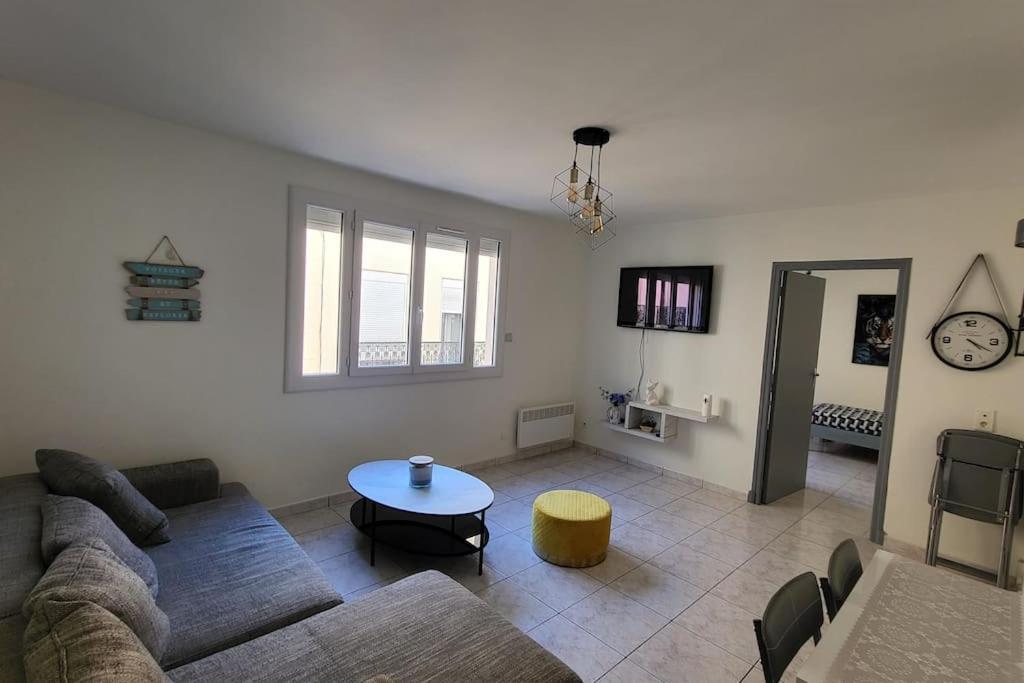 Appartement Chaleureux, Proche De La Gare Perpinhã Exterior foto